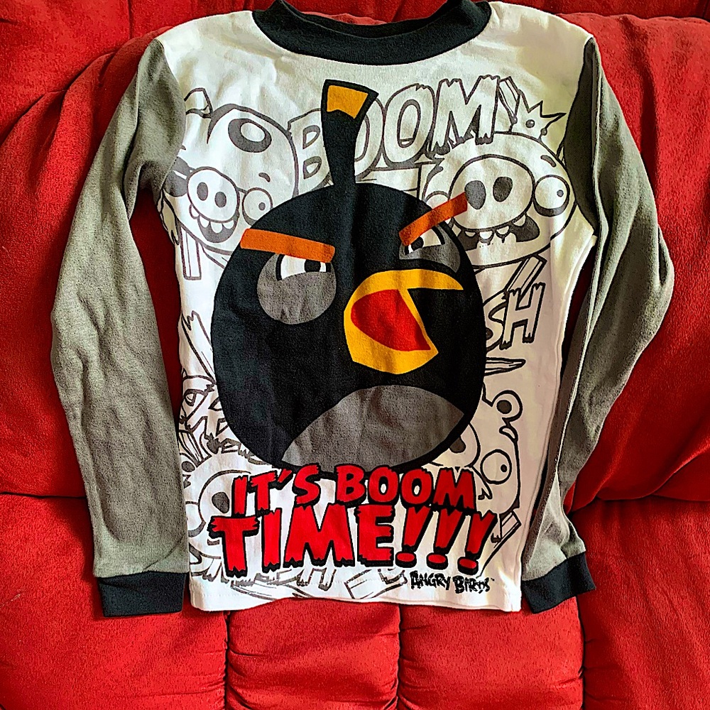 Boys Angry Birds pj top,size 8, 100% soft cotton,made by American Marketing Ent.